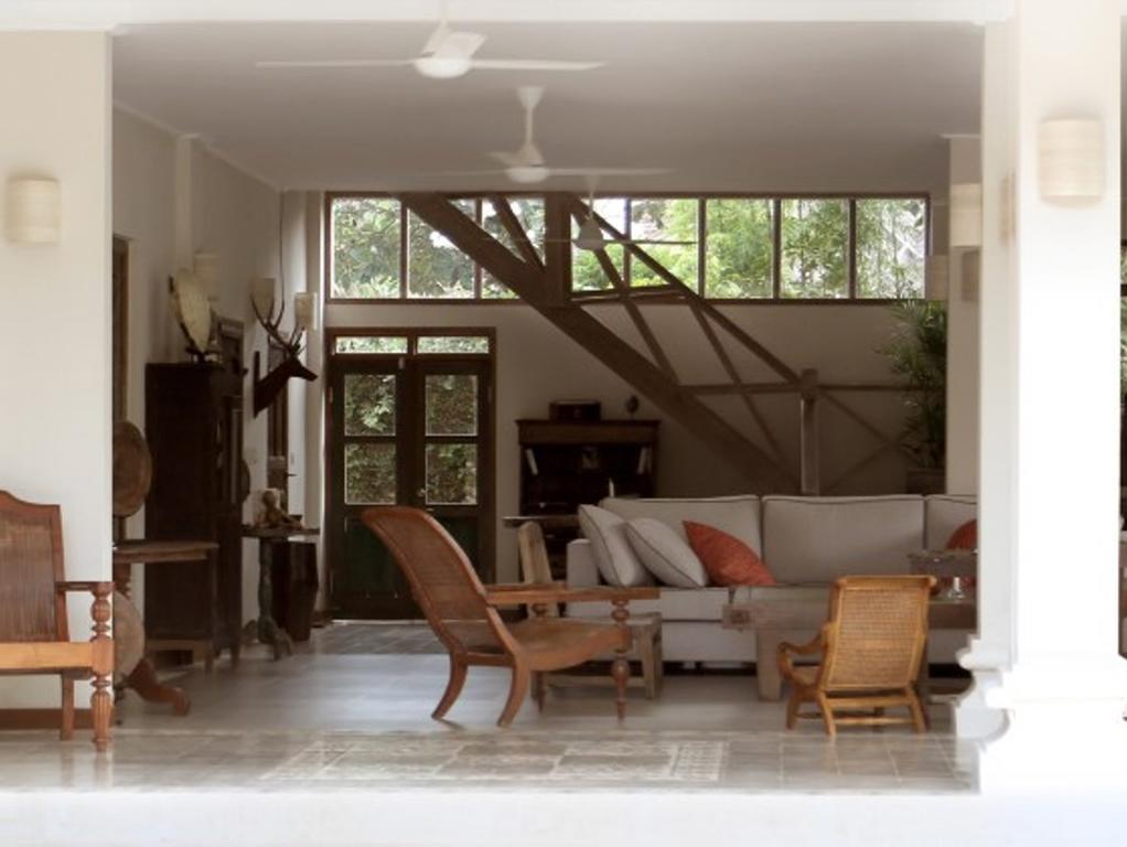 Villa Varuna Legian Habitación foto